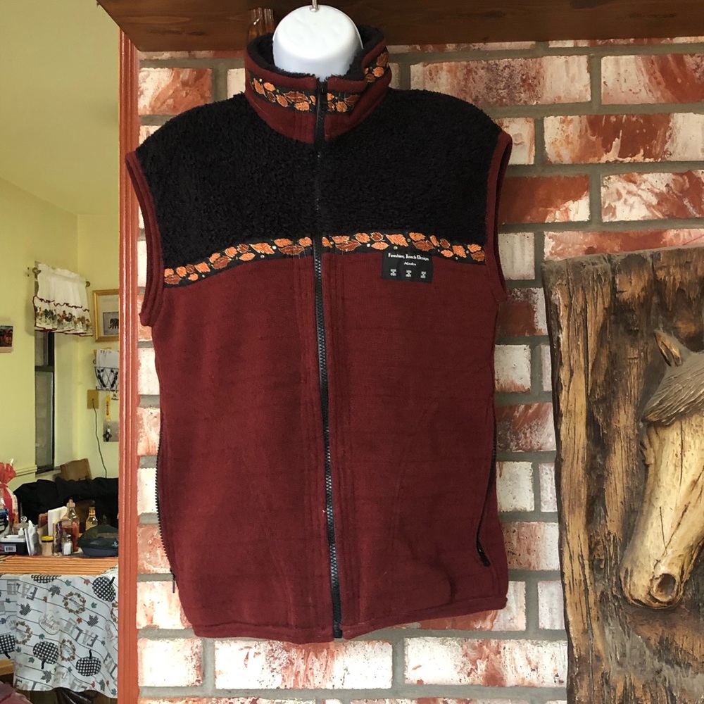 Alaska vest